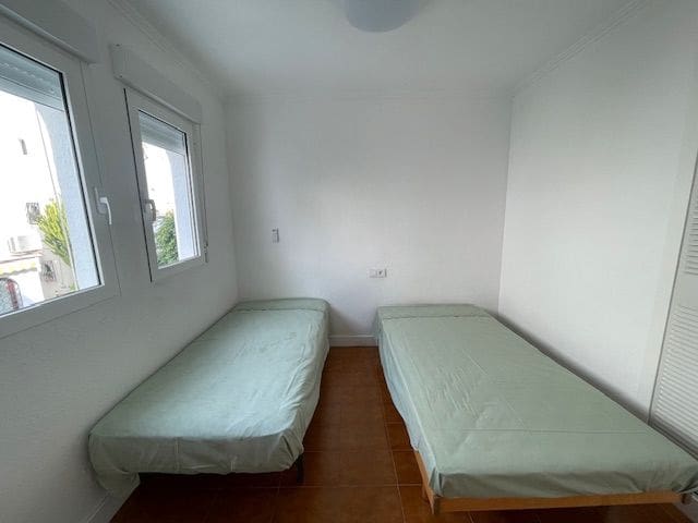 3 slaapkamer Huis te huur in El Campello met zwembad garage - € 1.250 (Ref: 9319980)