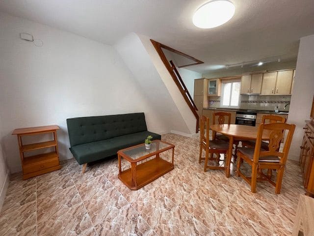 3 bedroom Townhouse for rent in El Campello with pool garage - € 1,250 (Ref: 9319980)