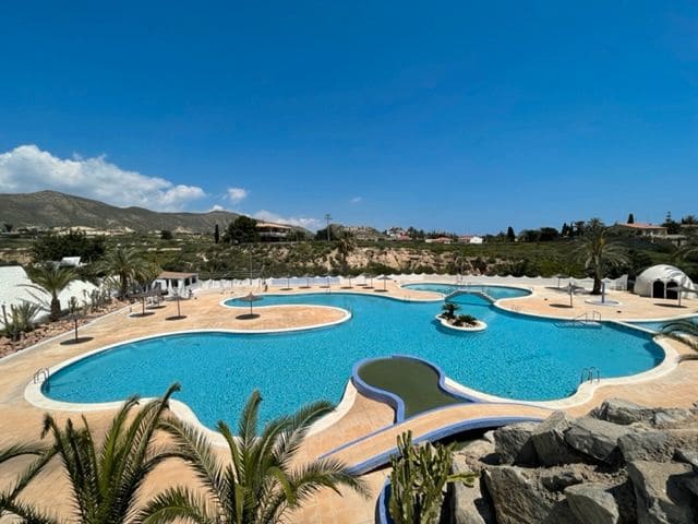 3 bedroom Townhouse for rent in El Campello with pool garage - € 1,250 (Ref: 9319980)