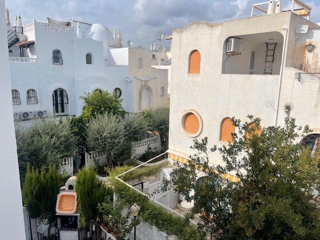 3 slaapkamer Huis te huur in El Campello met zwembad garage - € 1.250 (Ref: 9319980)