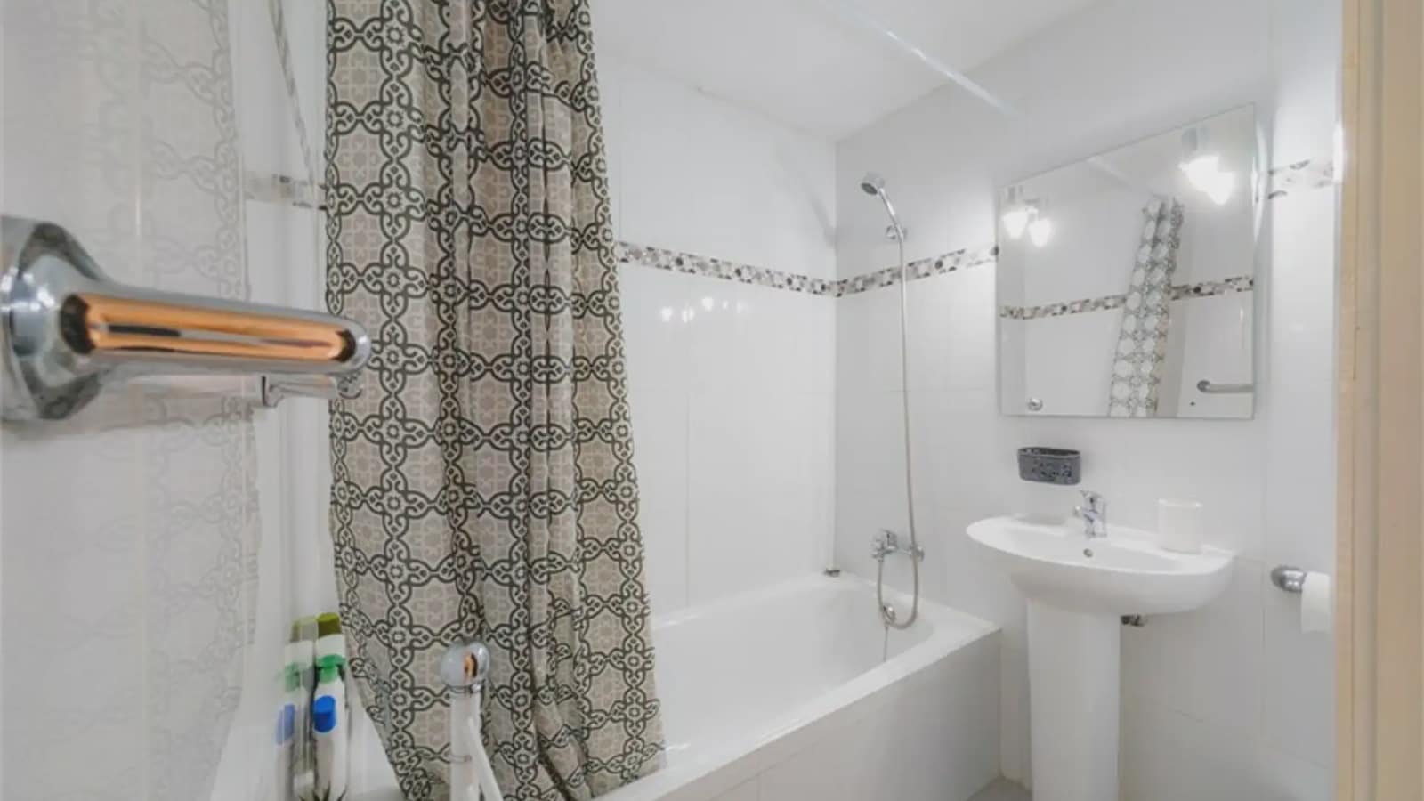 3 bedroom Townhouse for rent in El Campello with pool garage - € 1,400 (Ref: 9319980)