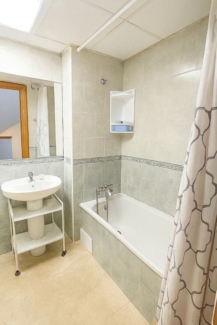 5 Zimmer Haus zu vermieten in Alicante / Alacant Stadt mit Pool Garage - 2.100 € (Ref: 9334232)