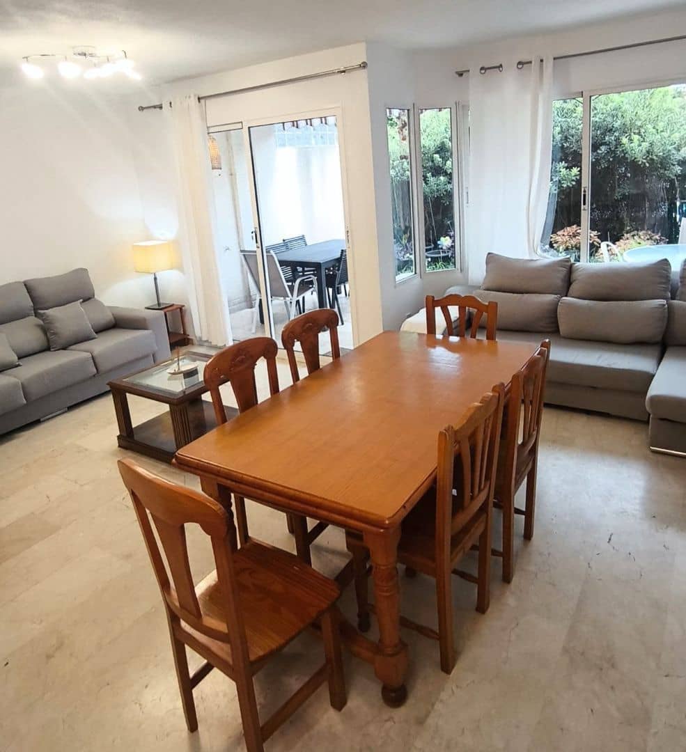 5 Zimmer Haus zu vermieten in Alicante / Alacant Stadt mit Pool Garage - 2.100 € (Ref: 9334232)