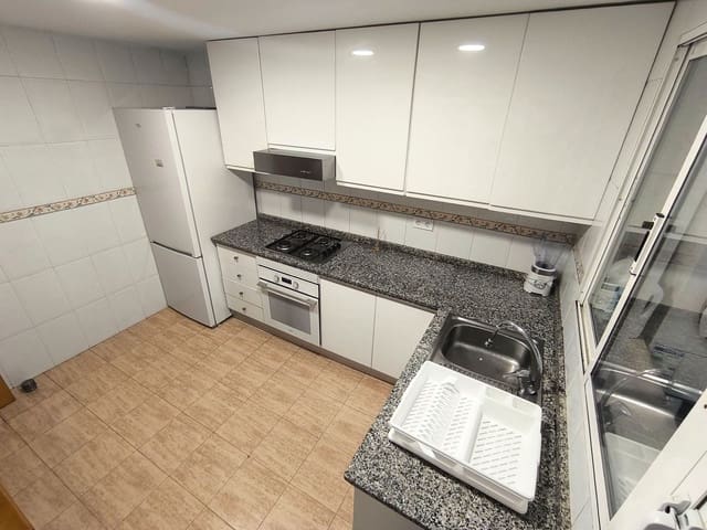 5 quarto Casa em Banda para arrendar em Alicante Golf, Alicante cidade com piscina garagem - 2 100 € (Ref: 9334232)