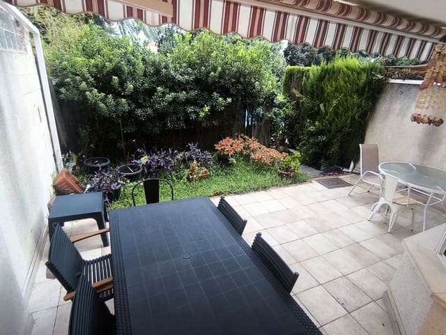 5 quarto Casa em Banda para arrendar em Alicante Golf, Alicante cidade com piscina garagem - 2 100 € (Ref: 9334232)