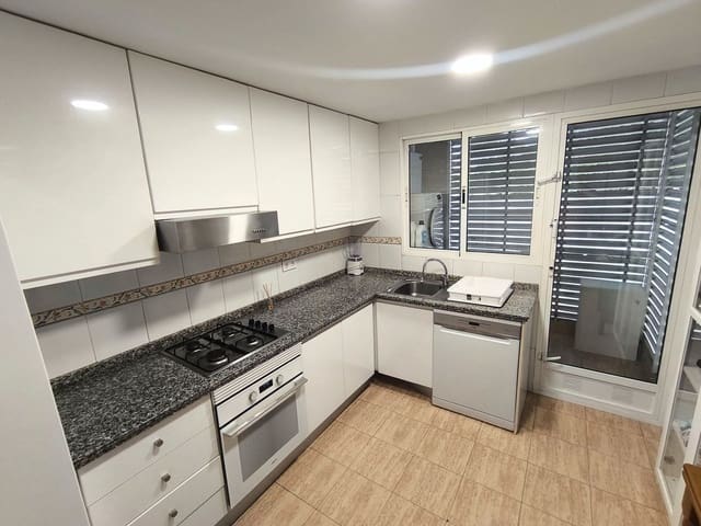 5 quarto Casa em Banda para arrendar em Alicante Golf, Alicante cidade com piscina garagem - 2 100 € (Ref: 9334232)