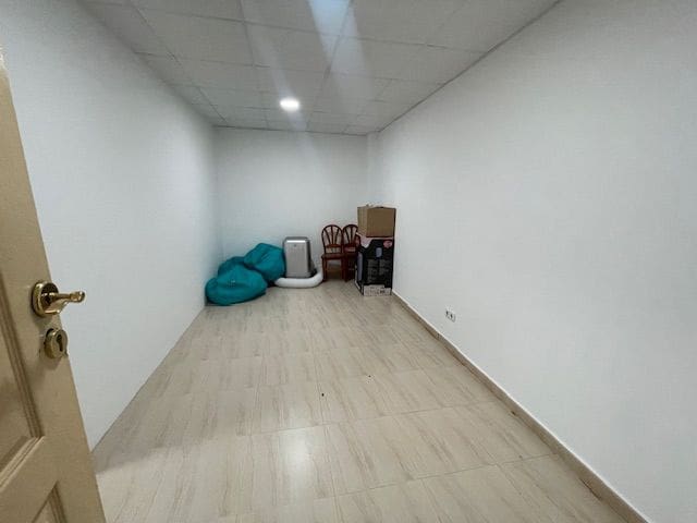5 Zimmer Haus zu vermieten in Alicante / Alacant Stadt mit Pool Garage - 2.100 € (Ref: 9334232)