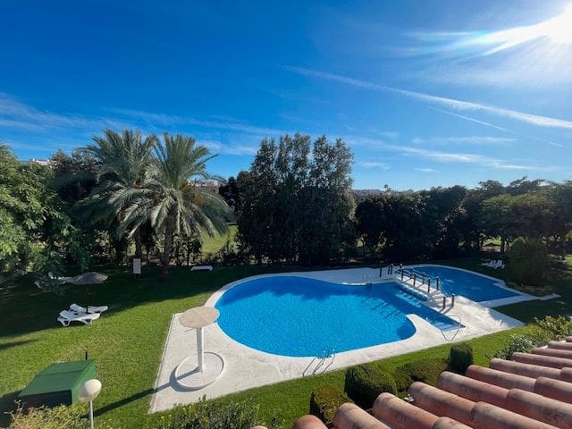 5 Zimmer Haus zu vermieten in Alicante / Alacant Stadt mit Pool Garage - 2.100 € (Ref: 9334232)