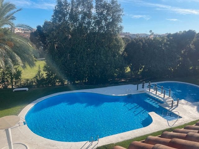 5 Zimmer Haus zu vermieten in Alicante / Alacant Stadt mit Pool Garage - 2.100 € (Ref: 9334232)