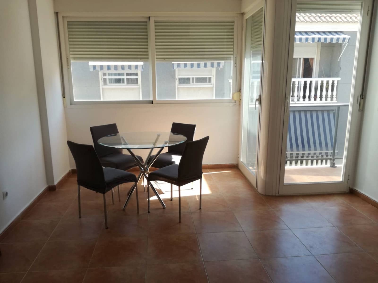 3 bedroom Flat for rent in El Campello with pool garage - € 1,150 (Ref: 9344133)