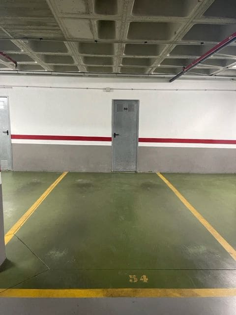 Appartement de 2 chambres à louer à Alicante ville avec piscine garage - 1 550 € (Ref: 9346541)