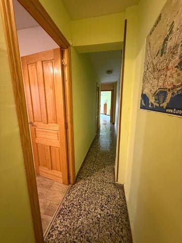 4 soveværelse Lejlighed til salg i Carolinas Bajas, Alicante by - € 189.000 (Ref: 9348841)