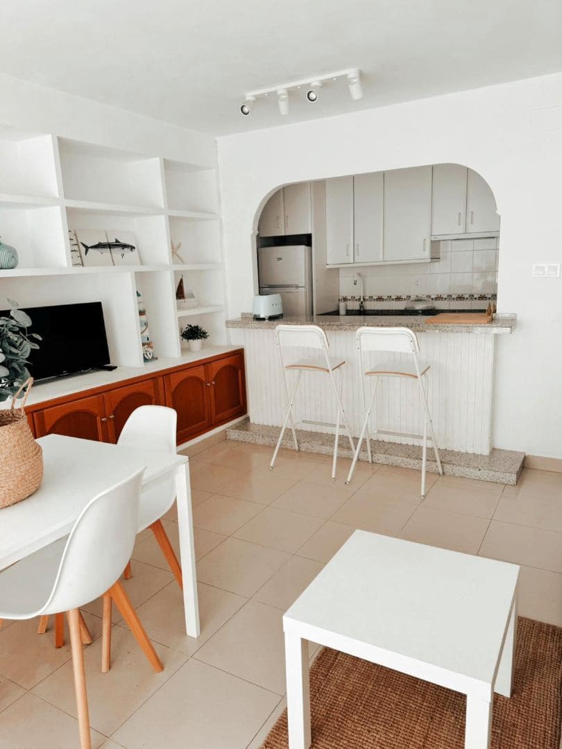 Piso de 3 habitaciones en Alicante / Alacant ciudad en alquiler con garaje - 1.200 € (Ref: 9353006)