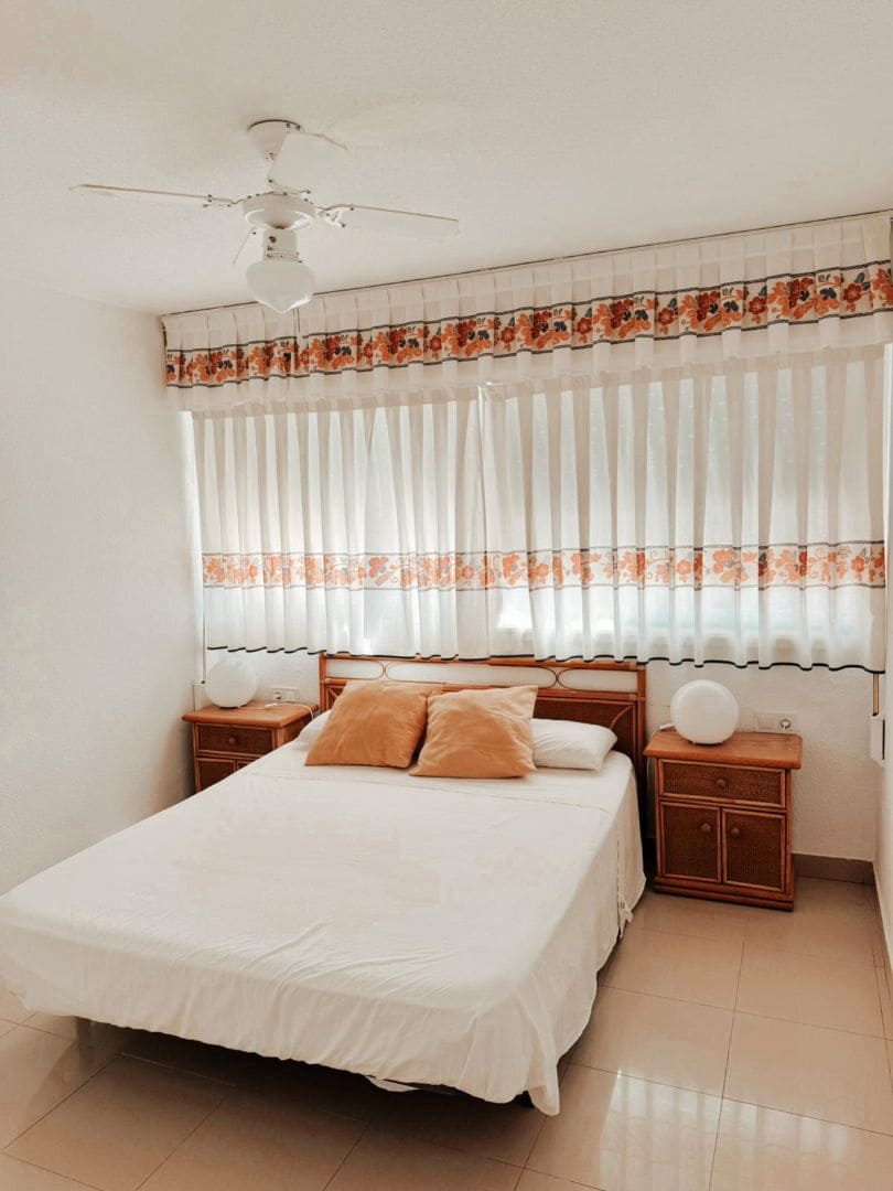 Piso de 3 habitaciones en Alicante / Alacant ciudad en alquiler con garaje - 1.200 € (Ref: 9353006)