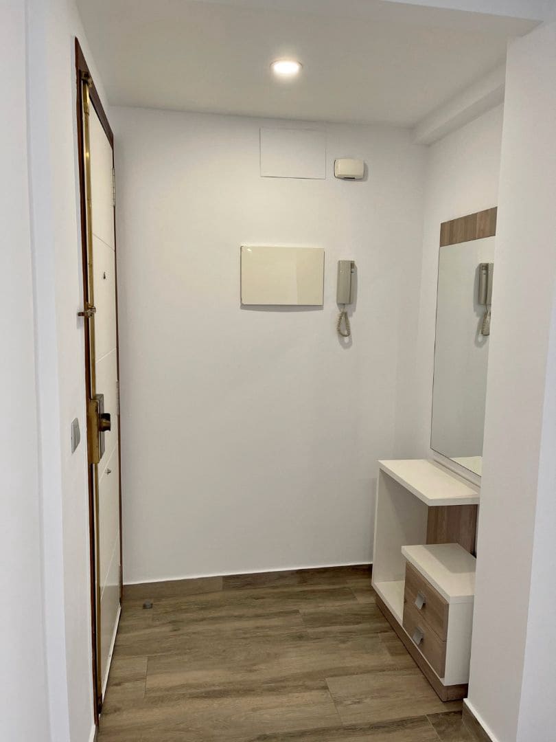 3 makuuhuone Asunto vuokrattavana paikassa Alicante kaupunki - 1 300 € (Ref: 9503328)