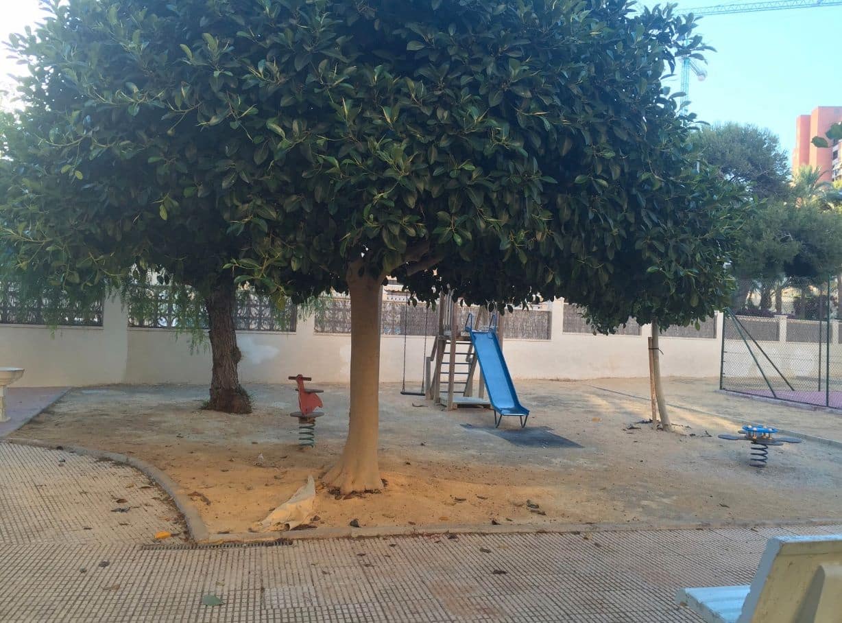 4 sovrum Lägenhet att hyra i El Campello med pool garage - 2 200 € (Ref: 9503330)