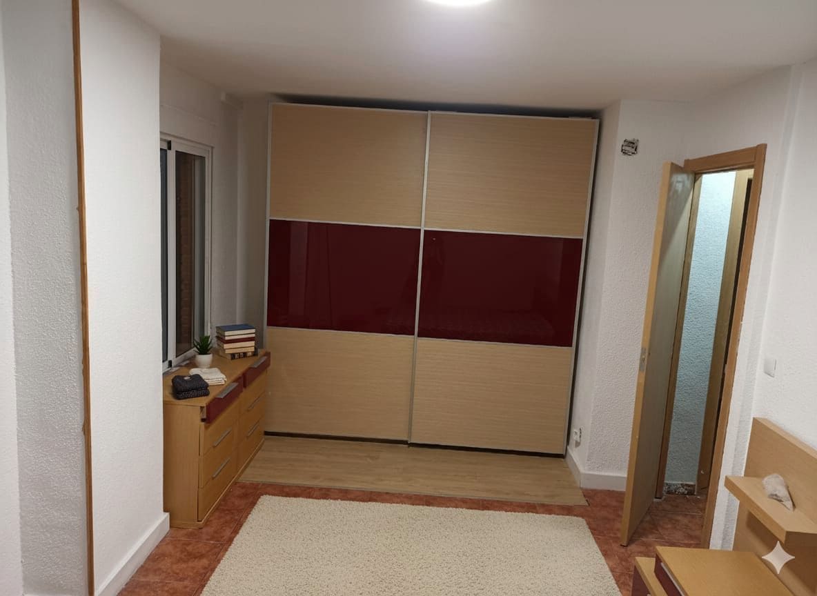 3 bedroom Flat for sale in Alicante / Alacant city with pool garage - € 205,000 (Ref: 9503332)