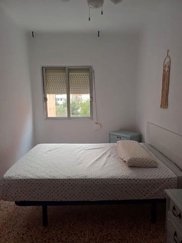 3 makuuhuone Asunto myytävänä paikassa Carolinas Altas, Alicante kaupunki - 150 000 € (Ref: 9503333)