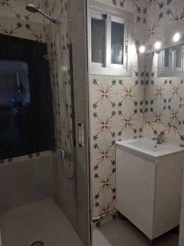 3 makuuhuone Asunto myytävänä paikassa Carolinas Altas, Alicante kaupunki - 150 000 € (Ref: 9503333)