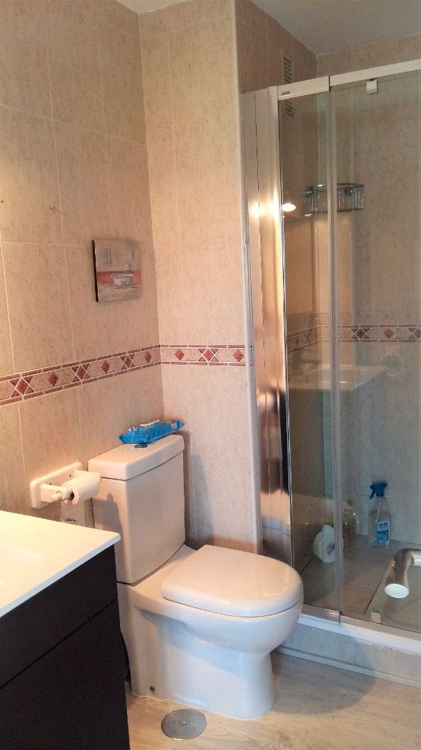 1 bedroom Flat for rent in Alicante / Alacant city with pool garage - € 990 (Ref: 9503335)