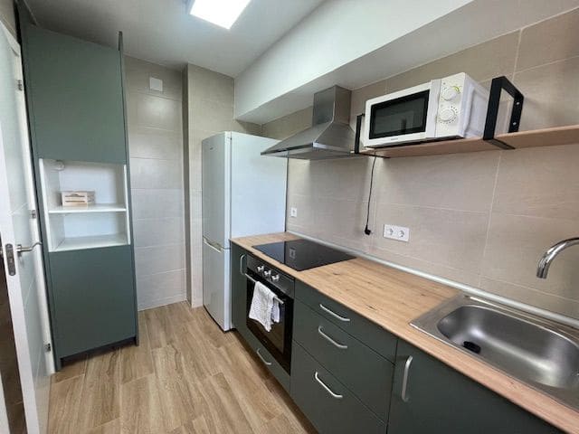 3 sovrum Lägenhet att hyra i El Campello med pool garage - 1 800 € (Ref: 9503336)