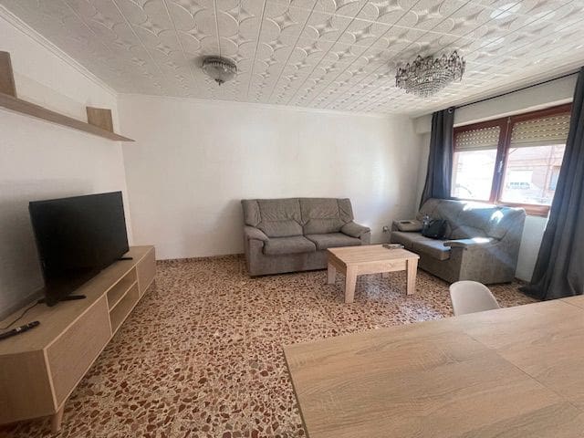 4 soveværelse Lejlighed til salg i Alicante by - € 200.000 (Ref: 9503339)