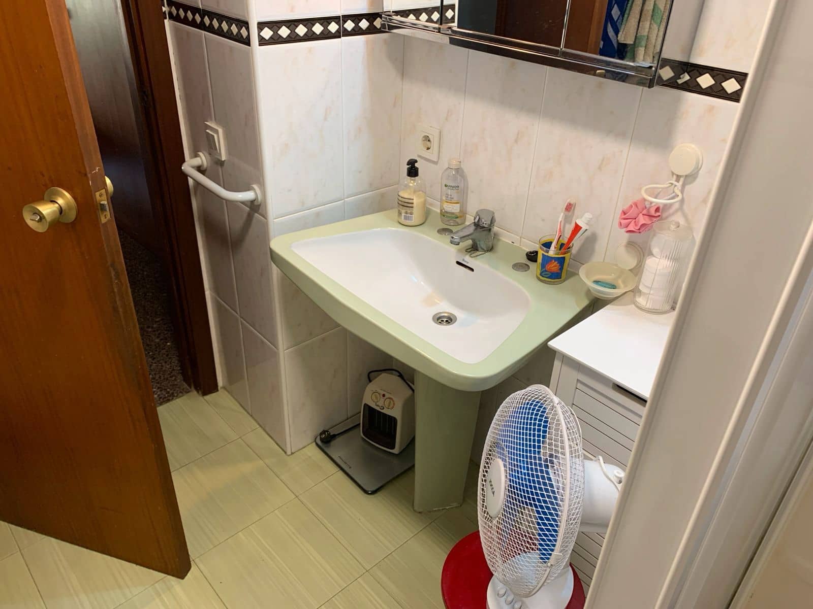 3 bedroom Flat for sale in Alicante / Alacant city with pool garage - € 390,000 (Ref: 9503340)