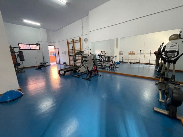 3 bedroom Flat for rent in Alicante / Alacant city with pool garage - € 1,300 (Ref: 9503341)