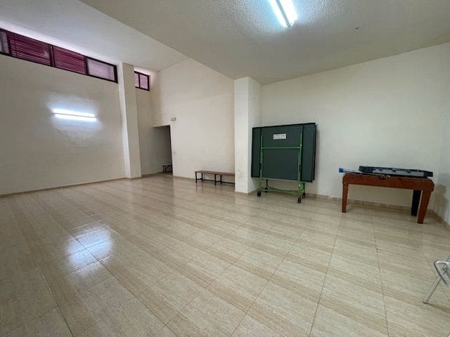 3 bedroom Flat for rent in Alicante / Alacant city with pool garage - € 1,300 (Ref: 9503341)