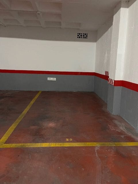 3 bedroom Flat for rent in Alicante / Alacant city with pool garage - € 1,300 (Ref: 9503341)