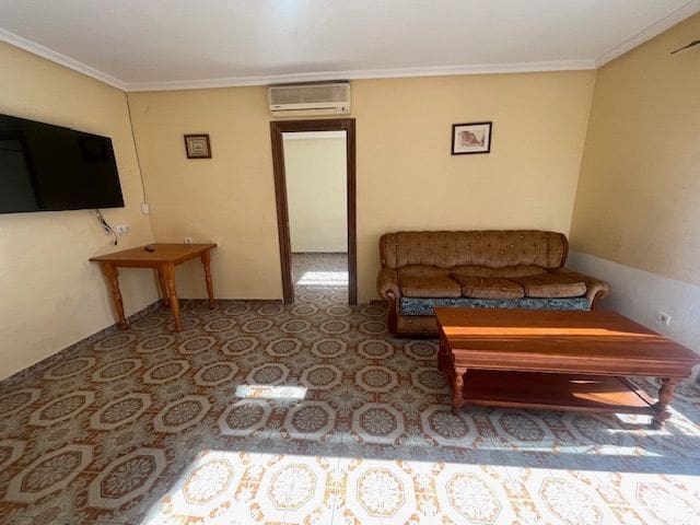 3 soverom Leilighet til salgs i Virgen del Remedio - Parque lo Morant, Alicante by - € 110 000 (Ref: 9503342)