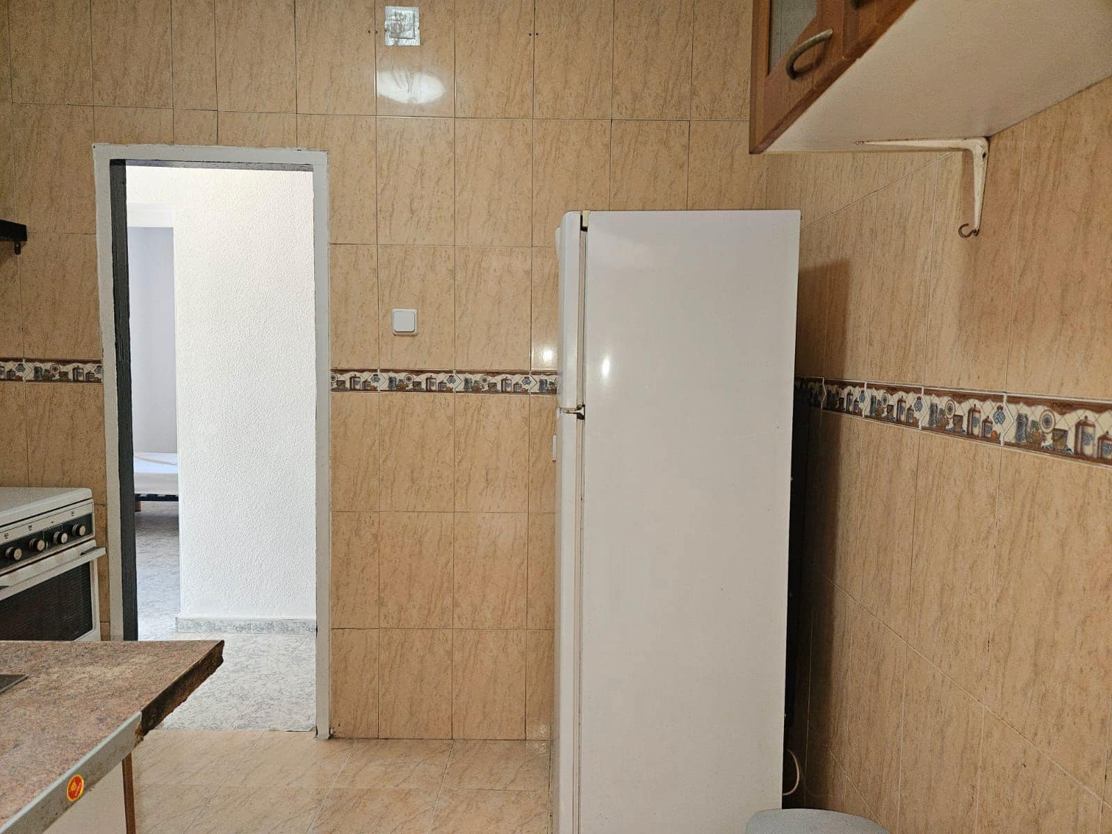 2 bedroom Flat for sale in Alicante / Alacant city - € 94,000 (Ref: 9503343)