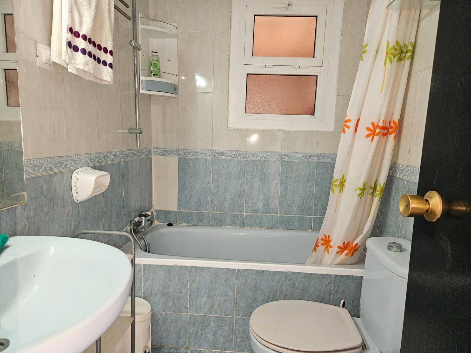 2 bedroom Flat for sale in Alicante / Alacant city - € 94,000 (Ref: 9503343)