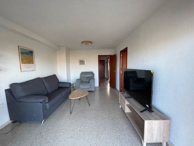 2 bedroom Flat for rent in Alicante / Alacant city with pool garage - € 900 (Ref: 9503345)