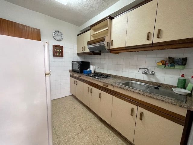 2 bedroom Flat for rent in Alicante / Alacant city with pool garage - € 900 (Ref: 9503345)