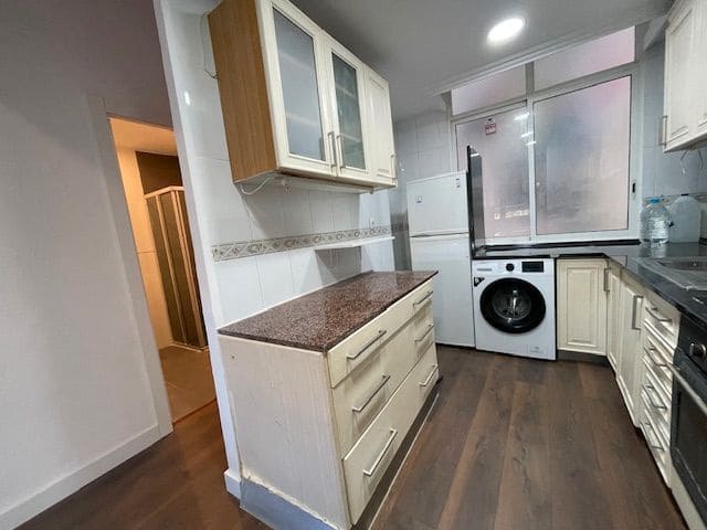 2 soveværelse Lejlighed til salg i Alicante by - € 138.000 (Ref: 9503346)