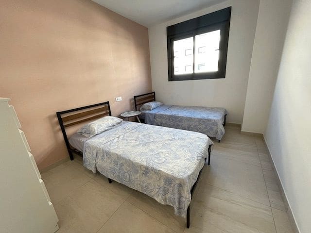 3 bedroom Flat for rent in Alicante / Alacant city with pool garage - € 1,500 (Ref: 9503347)