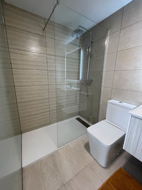 3 bedroom Flat for rent in Alicante / Alacant city with pool garage - € 1,500 (Ref: 9503347)