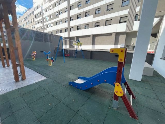 3 bedroom Flat for rent in Alicante / Alacant city with pool garage - € 1,500 (Ref: 9503347)