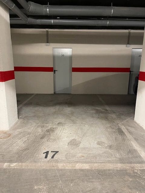 3 bedroom Flat for rent in Alicante / Alacant city with pool garage - € 1,500 (Ref: 9503347)