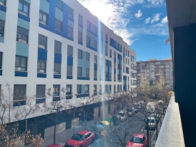 3 bedroom Flat for rent in Alicante / Alacant city with pool garage - € 1,500 (Ref: 9503347)