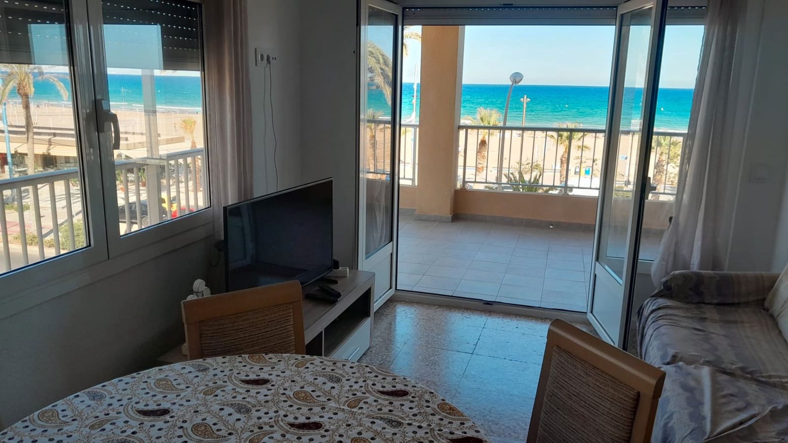 2 bedroom Flat for rent in Alicante / Alacant city with pool garage - € 1,200 (Ref: 9503349)