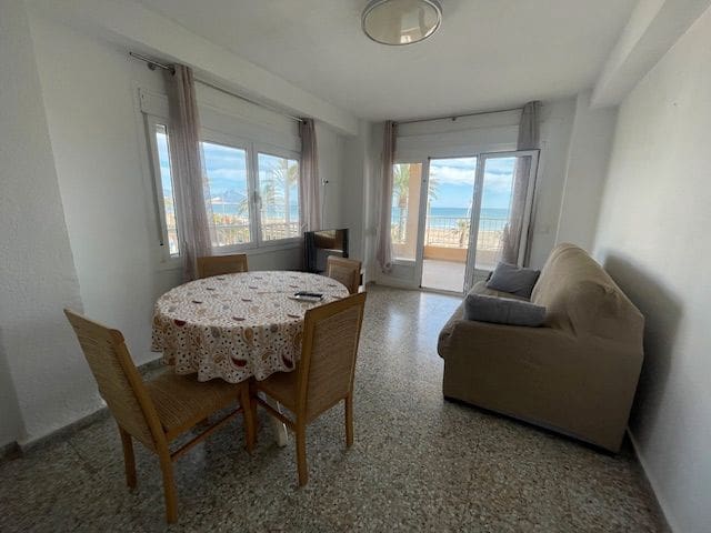 2 soveværelse Lejlighed til leje i Playa de San Juan, Alicante by med swimmingpool garage - € 1.200 (Ref: 9503349)