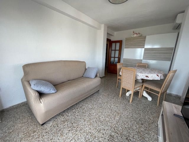 2 soveværelse Lejlighed til leje i Playa de San Juan, Alicante by med swimmingpool garage - € 1.200 (Ref: 9503349)