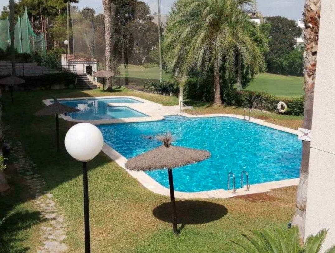 2 sovrum Lägenhet att hyra i Alicante stad med pool garage - 1 200 € (Ref: 9503351)