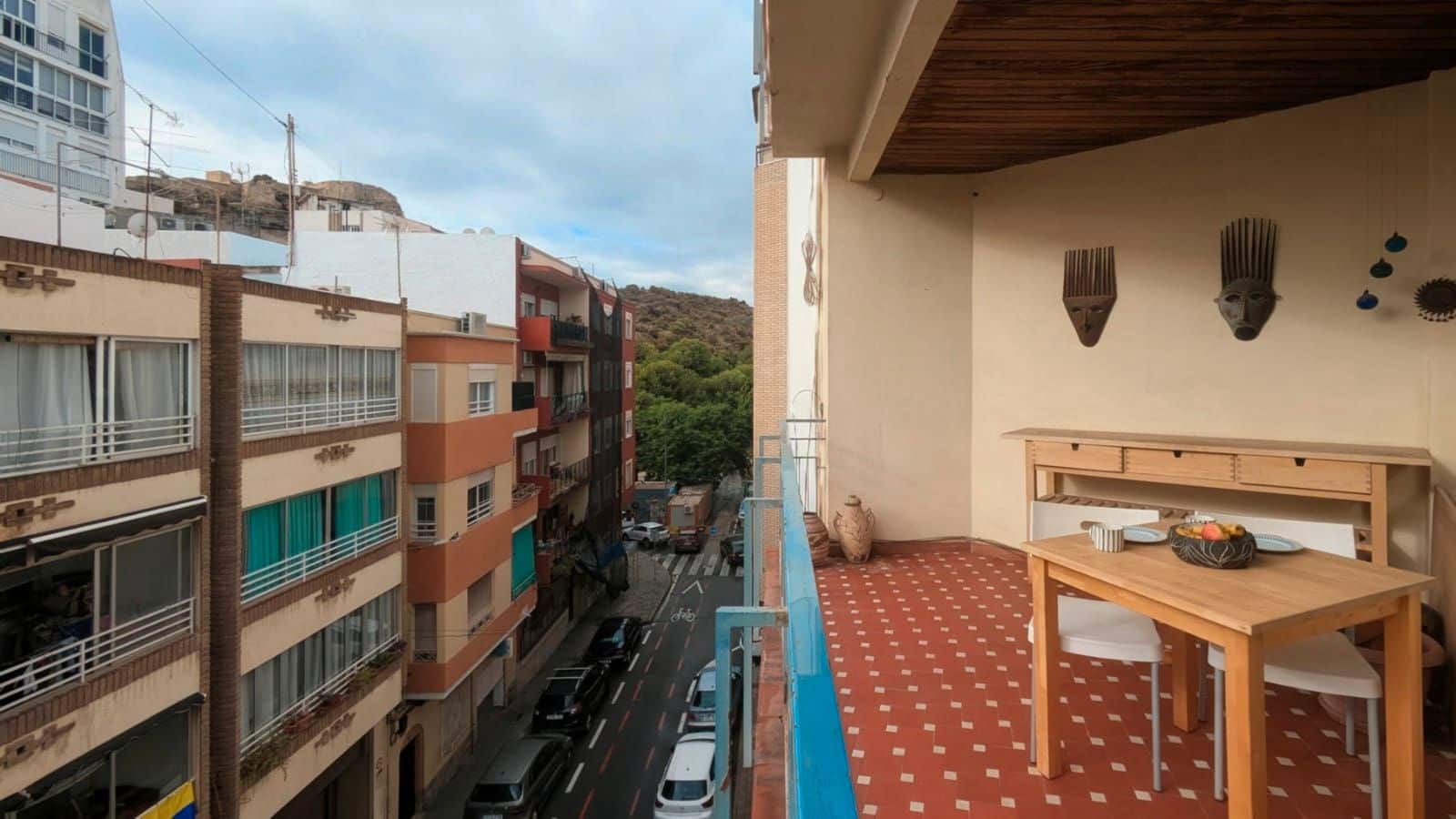 2 bedroom Flat for sale in Alicante / Alacant city - € 225,000 (Ref: 9503353)