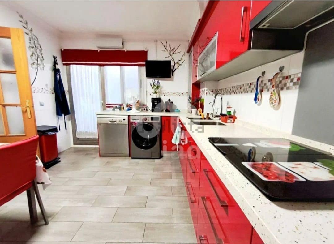 4 slaapkamer Huis te koop in San Vicente / Sant Vicent del Raspeig met garage - € 309.000 (Ref: 9503354)