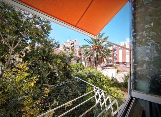 4 slaapkamer Huis te koop in San Vicente / Sant Vicent del Raspeig met garage - € 309.000 (Ref: 9503354)