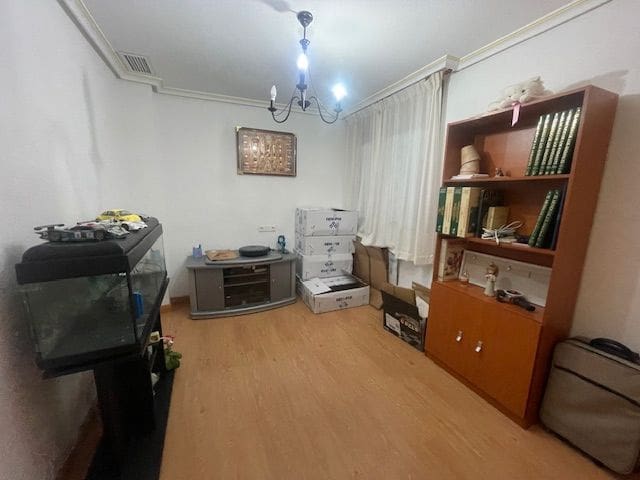 4 bedroom Townhouse for sale in San Vicente / Sant Vicent del Raspeig with garage - € 309,000 (Ref: 9503354)