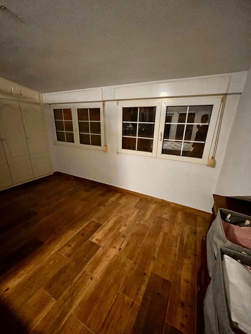 4 bedroom Townhouse for sale in Alicante / Alacant city with pool garage - € 650,000 (Ref: 9503355)